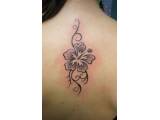 tetovaní na zada kvet